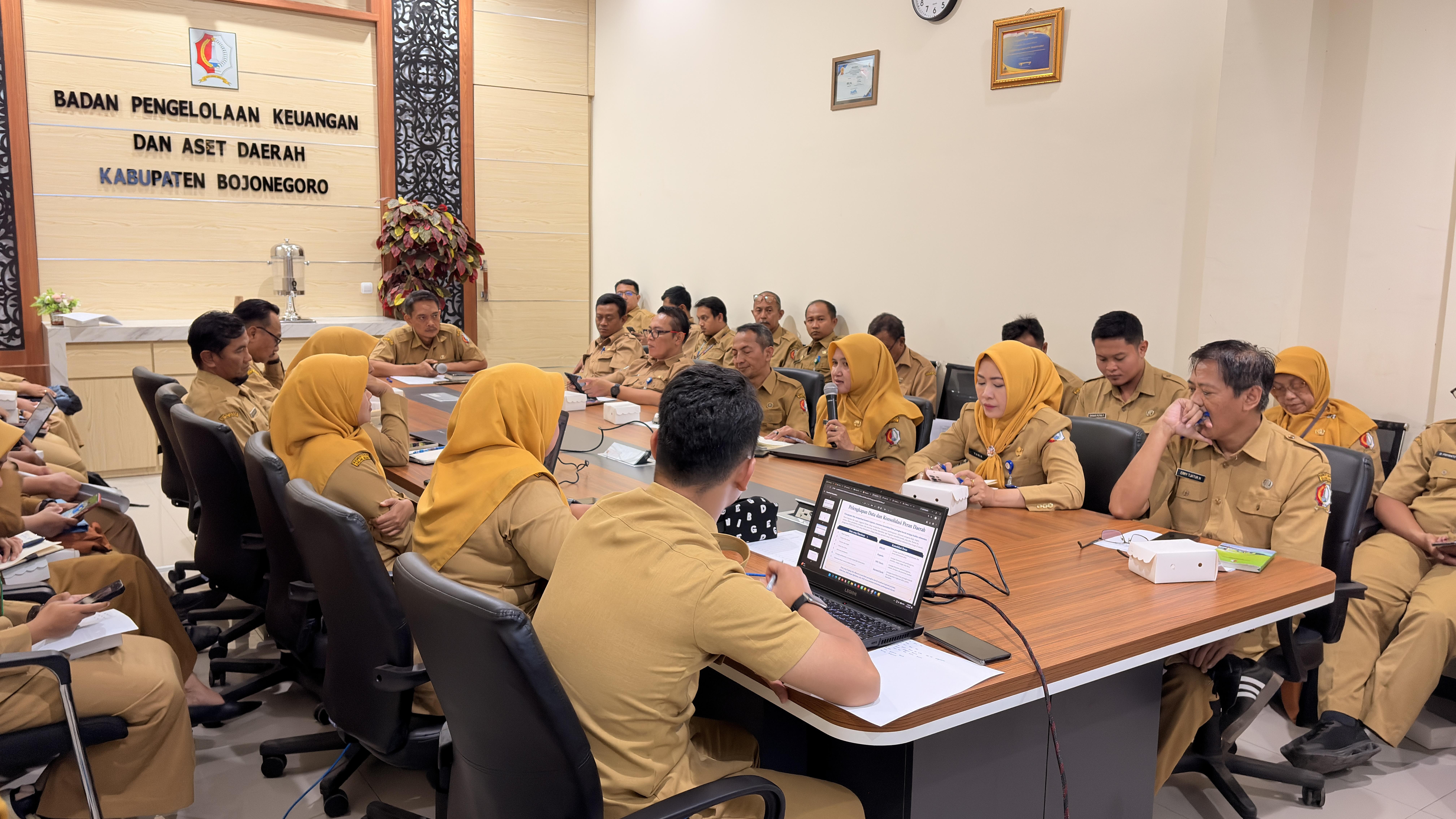BPKAD Bojonegoro Gelar Rapat Koordinasi Percepatan Penyelesaian Data Prioritas Daerah